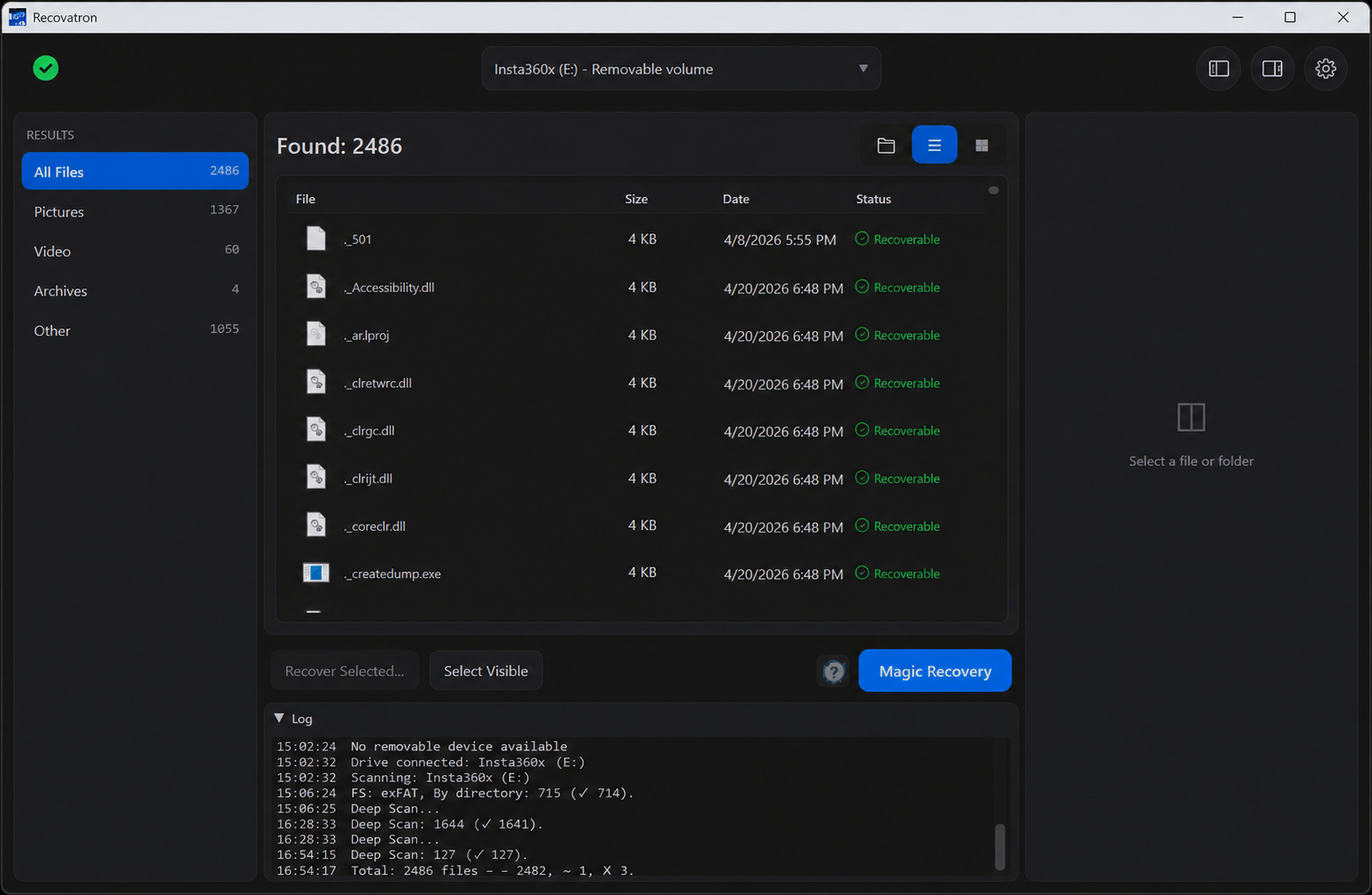 Recovatron para Windows: resultados de un análisis de una unidad extraíble exFAT, con nombres, tipos y controles de recuperación. Un resultado no garantiza que el archivo esté completo.